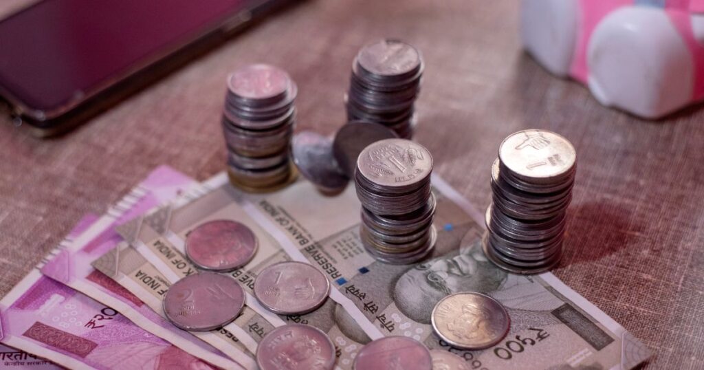 Image of Indian rupee on table | CBSL observing India’s digital currency pilot programmes