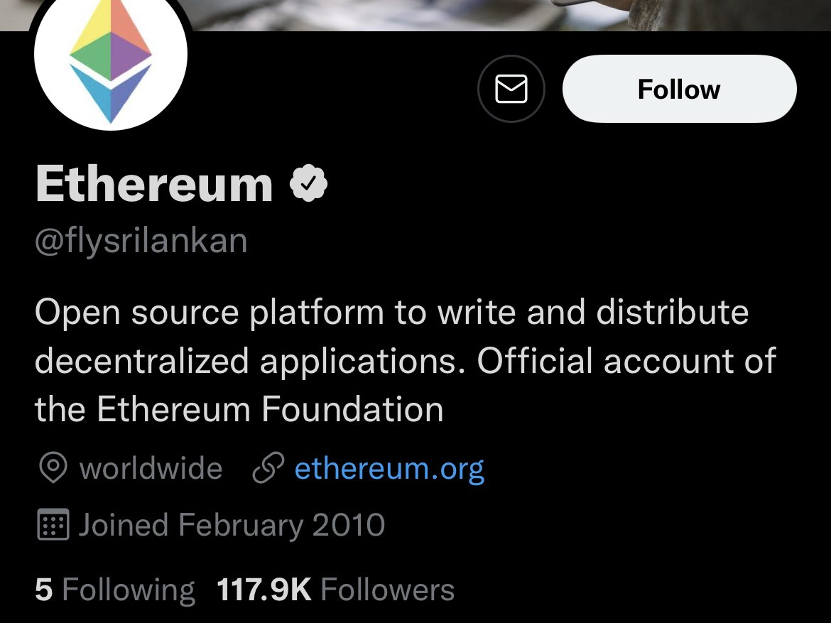Screenshot of Sri Lankan Airlines Twitter account hacked, profile picture replaced by Ethereum image and bio changed to match Ethereum.